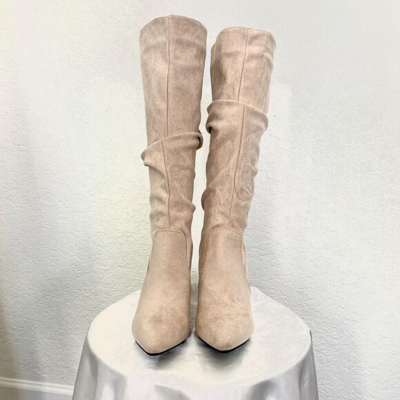 Elegant 90s Style Western Slouchy Nude Tan Faux Suede Knee High Heel Boots 6.5 - Picture 3 of 8